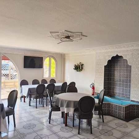 Hotel-Restaurant Le Commerce Nogaro Εξωτερικό φωτογραφία