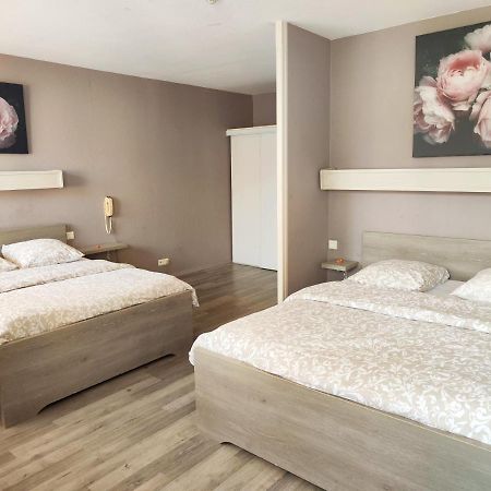 Hotel-Restaurant Le Commerce Nogaro Εξωτερικό φωτογραφία